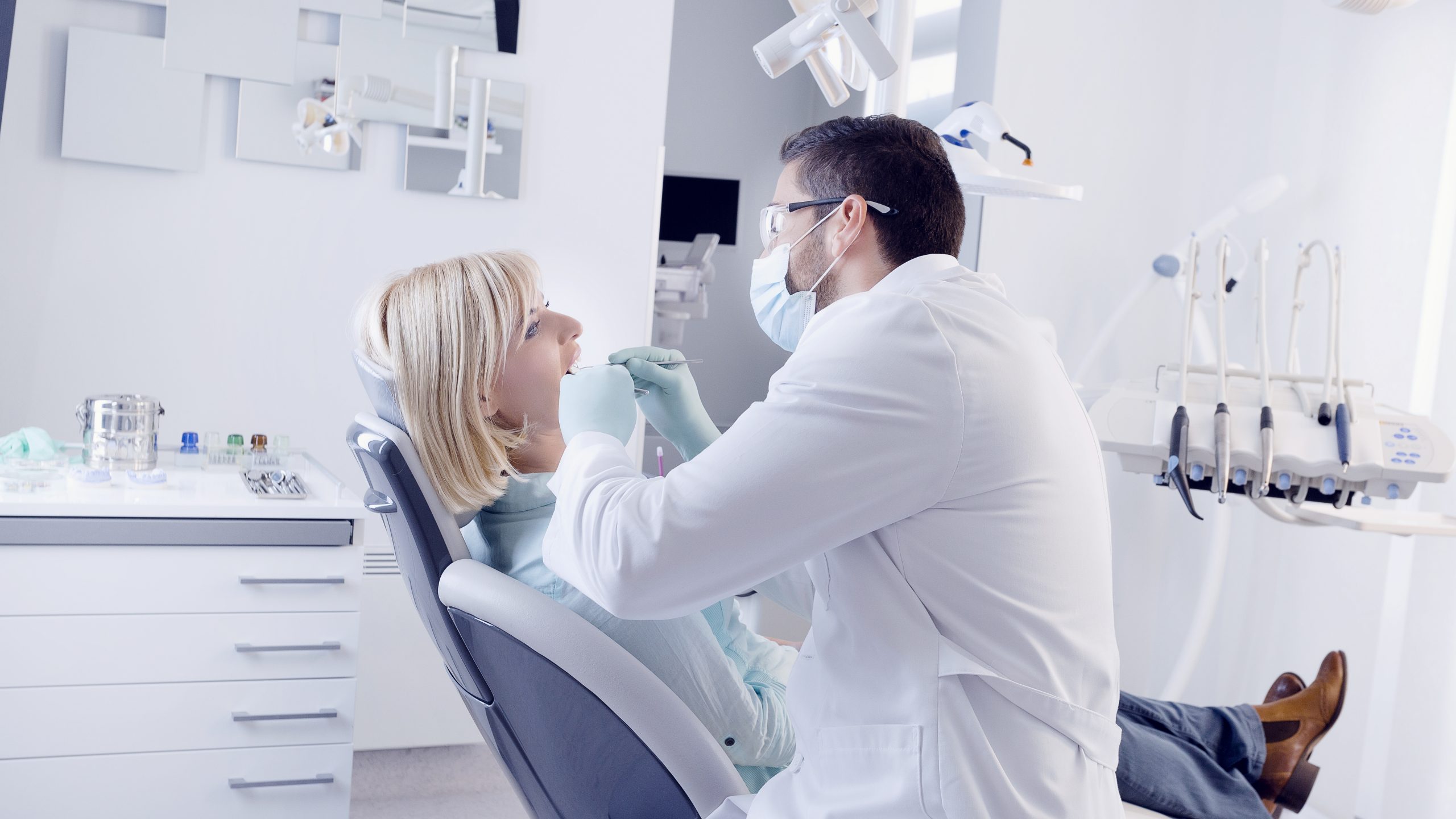 Dentist in Steger, IL